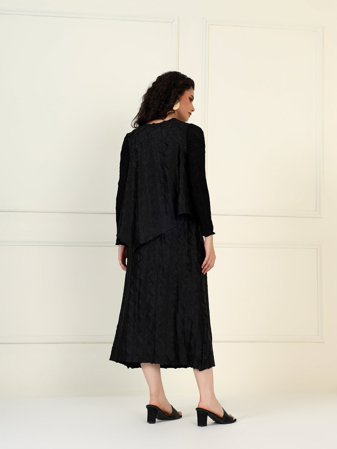 Elysia skirt set in Black