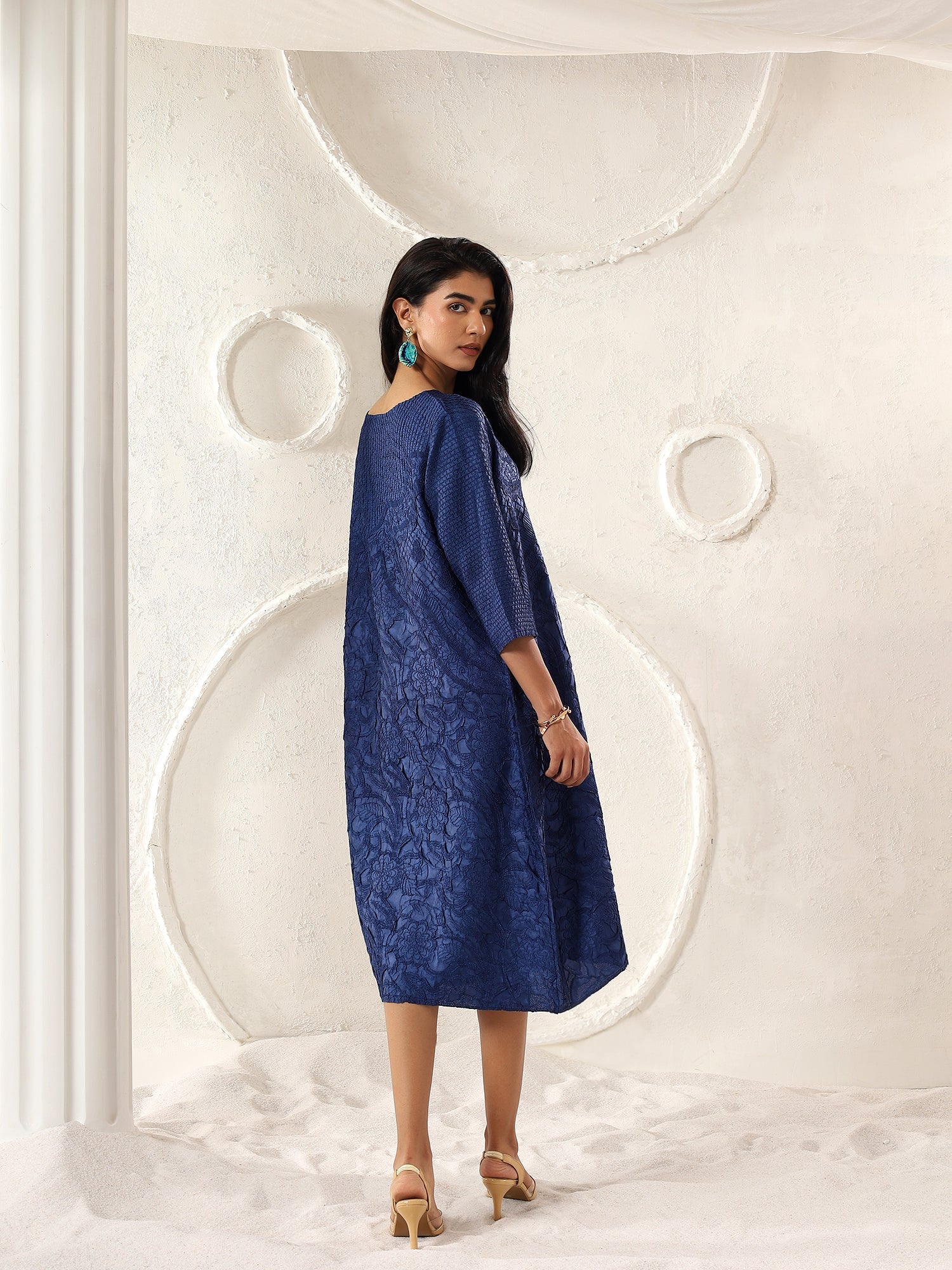 Velora Textured Midi Dress