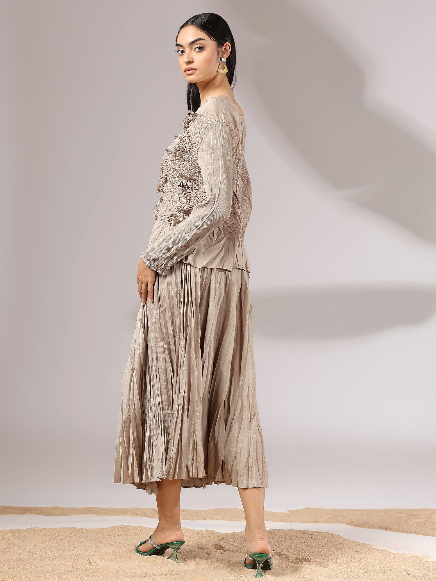Amoura Skirt Set
